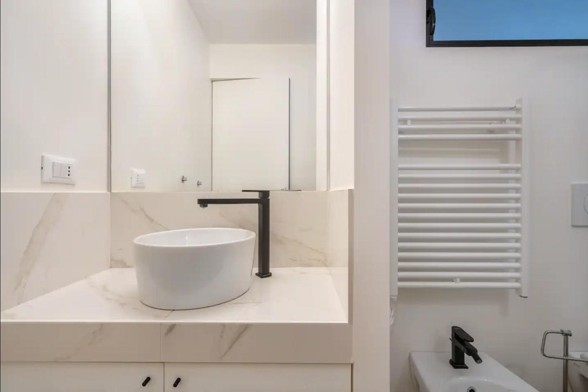 Modern Loft In Porta Venezia - Hosted By Sweetstay Milano Exterior foto